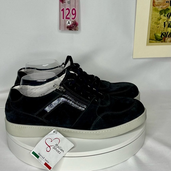NWT David Tate Traveler Women's Zipper Sneakers Navy Blue Suede Size 13 - Picture 5 of 15